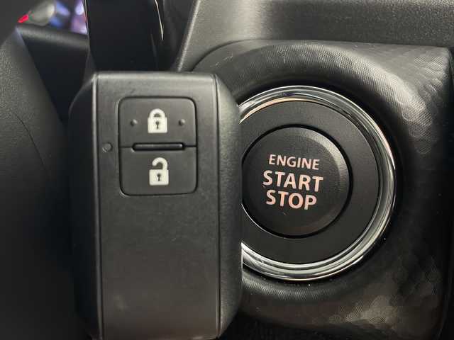 スズキ ハスラー HYBRID X 秋田県 2025(令7)年 0.6万km クールカーキパールメタリック/ソフトベージュメタリック 4WD/スズキセーフティサポート/社外メモリナビ/　（CD/Bluetooth）/バックカメラ/クルーズコントロール/ステアリングスイッチ/革巻きハンドル/前席シートヒーター/ETC/社外フロアマット/純正アルミホイール/LEDヘッドライト/フォグランプ/オートライト/スマートキー/スペアキー