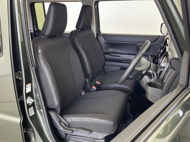 スズキ ハスラー HYBRID X 秋田県 2025(令7)年 0.6万km クールカーキパールメタリック/ソフトベージュメタリック 4WD/スズキセーフティサポート/社外メモリナビ/　（CD/Bluetooth）/バックカメラ/クルーズコントロール/ステアリングスイッチ/革巻きハンドル/前席シートヒーター/ETC/社外フロアマット/純正アルミホイール/LEDヘッドライト/フォグランプ/オートライト/スマートキー/スペアキー