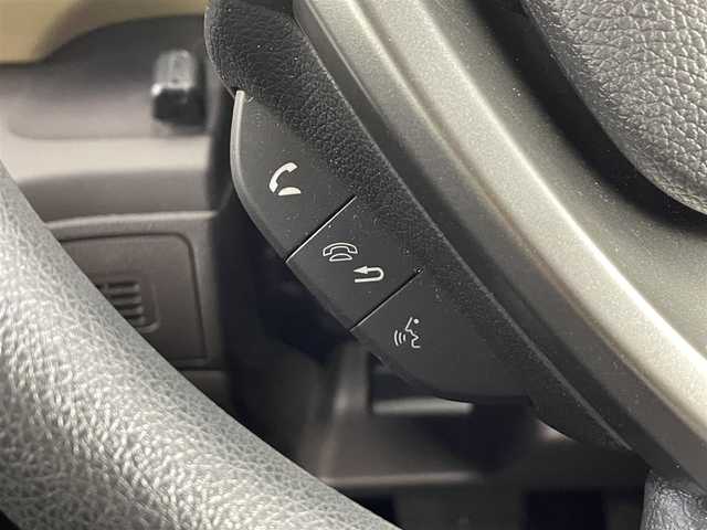 ホンダ フリード 埼玉県 2017(平29)年 4.8万km 黒 社外ナビ　NX614/(Bluetooth/USB/ipod/CD/DVD/AM/FM)/地デジワンセグ/前方ドライブレコーダー/ETC/Honda SENSING/・衝突軽減ブレーキ/・アダプティブ・クルーズ・コントロール/・歩行者事故低減ステアリング/・路外逸脱抑制機能/・先行車発進お知らせ機能/・標識認識機能/後席フリップダウンモニター/アイドリングストップ/ロールサンシェード/ステアリングリモコン/両側パワースライドドア/純正ドアバイザー/純正フロアマット