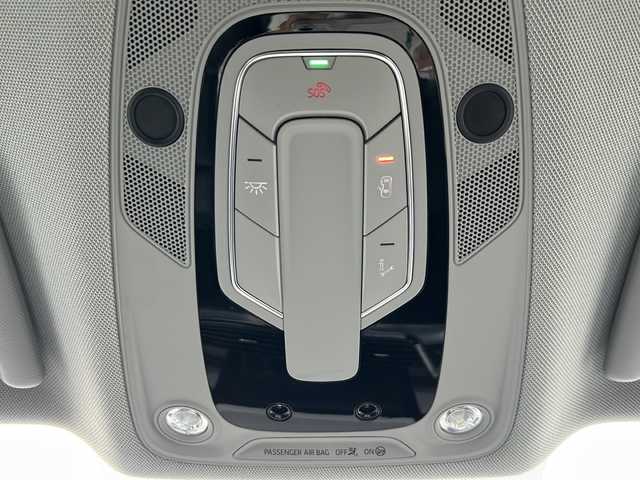 アウディ Ｑ５ 40TDIクワトロ アドバンスド 愛知県 2021(令3)年 3.7万km グレイシアホワイトメタリック /禁煙/正規ディーラー車/アドバンスドパッケージ/黒革シート//純正ナビ/BT/USB/全方位カメラ/ETC2.0//バーチャルコックピット//メモリ付きパワーシート//前後席シートヒーター//革巻きステア/ステアスイッチ/パドルシフト//ACC/速度警告/接近警告/トラフィックジャムアシスト//Audiアクティブレーンアシスト/プレセンス/サイドアシスト//純正LEDオートライト/オートハイビーム//電動パーキングブレーキ//パーキングアシスト//純正19インチAW/純正フロアマット//新車時保証書//取扱説明書//スペアスマートキー有
