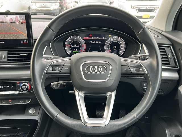 アウディ Ｑ５ 40TDIクワトロ アドバンスド 愛知県 2021(令3)年 3.7万km グレイシアホワイトメタリック /禁煙/正規ディーラー車/アドバンスドパッケージ/黒革シート//純正ナビ/BT/USB/全方位カメラ/ETC2.0//バーチャルコックピット//メモリ付きパワーシート//前後席シートヒーター//革巻きステア/ステアスイッチ/パドルシフト//ACC/速度警告/接近警告/トラフィックジャムアシスト//Audiアクティブレーンアシスト/プレセンス/サイドアシスト//純正LEDオートライト/オートハイビーム//電動パーキングブレーキ//パーキングアシスト//純正19インチAW/純正フロアマット//新車時保証書//取扱説明書//スペアスマートキー有