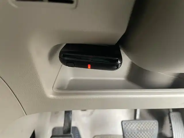 ホンダ Ｎ ＢＯＸ G Lパッケージ 千葉県 2013(平25)年 10.8万km アラバスターシルバーメタリック (株)IDOMが運営する【じしゃロン八千代店】の自社ローン対象車両になります。こちらは現金またはオートローンご利用時の価格です。自社ローンご希望の方は別途その旨お申付け下さい/純正ナビ（CD・DVD）/ワンセグテレビ/ETC/片側パワースライドドア