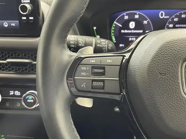ホンダ ＺＲ－Ｖ ハイブリッド e:HEV Z 滋賀県 2023(令5)年 3.5万km クリスタルブラックパール 禁煙車/純正ナビ/【フルセグTV/Bluetooth/USB】/ETC2.0/マルチビューカメラ/BOSEサウンド/ホンダセンシング/●衝突軽減ブレーキ/●先行車発進お知らせ機能/●歩行者事故低減ステアリング/●路外逸脱抑制機能/●標識認識機能/●渋滞追従機能付アダプティブクルーズコントロール/●車線維持支援システム/●トラフィックジャムアシスト/●誤発進抑制機能/●後方誤発進抑制機能/●近距離衝突軽減ブレーキ/●パーキングセンサーシステム/●オートハイビーム/パワーシート/ドライビングポジションシステム/シートヒーター/ステアリングヒーター/ワイヤレス充電/ハンズフリーパワーバックドア/LEDヘッドライト/オートブレーキホールド