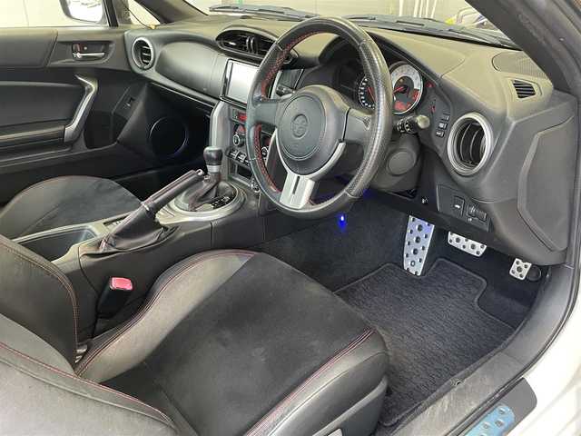 トヨタ ８６ GT リミテッド 栃木県 2012(平24)年 13.6万km サテンホワイトパール じしゃロン宇都宮店成約済み車両