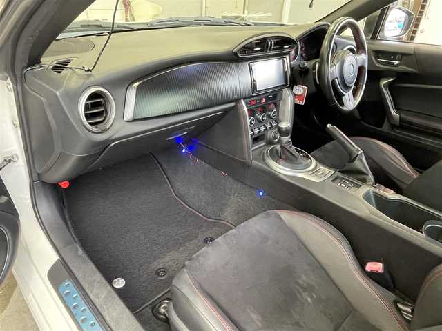 トヨタ ８６ GT リミテッド 栃木県 2012(平24)年 13.6万km サテンホワイトパール じしゃロン宇都宮店成約済み車両