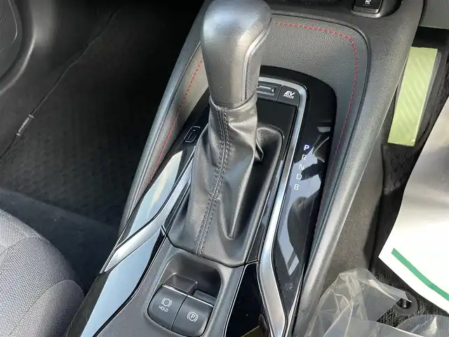 トヨタ カローラ スポーツ ハイブリッドG Z 石川県 2023(令5)年 2.3万km パール 純正ディスプレイオーディオ/バックカメラ/LEDヘッドライト/ETC/スマートキー/プッシュスタート/電動ミラー/純正アルミホイール/トヨタセーフティセンス/レーダークルーズ