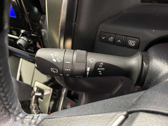 トヨタ ヴェルファイア ZA Gエディション 鹿児島県 2015(平27)年 4.1万km ホワイトパールクリスタルシャイン 純正ナビ/（フルセグ/Bluetooth/CD/DVD）/トヨタセーフティセンス/プリクラッシュセーフティ　/ＪＢＬプレミアムサウンド　/モデリスタエアロ　/純正フリップダウンモニター　/レーダークルーズコントロール/パノラミックビューモニター/両側パワースライドドア/前席シートヒーター/運転席パワーシート　/助手席パワーシート/純正ビルトインＥＴＣ/レザーシート/オットマンシート/レーンキープアシスト/バックカメラ/3列シート/電動リアゲート/ウォークスルー/純正18インチアルミホイール/オートマチックハイビーム/前後コーナーセンサー/保証書/取扱説明書/スペアキー