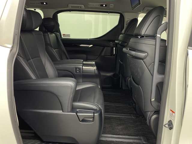 トヨタ ヴェルファイア ZA Gエディション 鹿児島県 2015(平27)年 4.1万km ホワイトパールクリスタルシャイン 純正ナビ/（フルセグ/Bluetooth/CD/DVD）/トヨタセーフティセンス/プリクラッシュセーフティ　/ＪＢＬプレミアムサウンド　/モデリスタエアロ　/純正フリップダウンモニター　/レーダークルーズコントロール/パノラミックビューモニター/両側パワースライドドア/前席シートヒーター/運転席パワーシート　/助手席パワーシート/純正ビルトインＥＴＣ/レザーシート/オットマンシート/レーンキープアシスト/バックカメラ/3列シート/電動リアゲート/ウォークスルー/純正18インチアルミホイール/オートマチックハイビーム/前後コーナーセンサー/保証書/取扱説明書/スペアキー