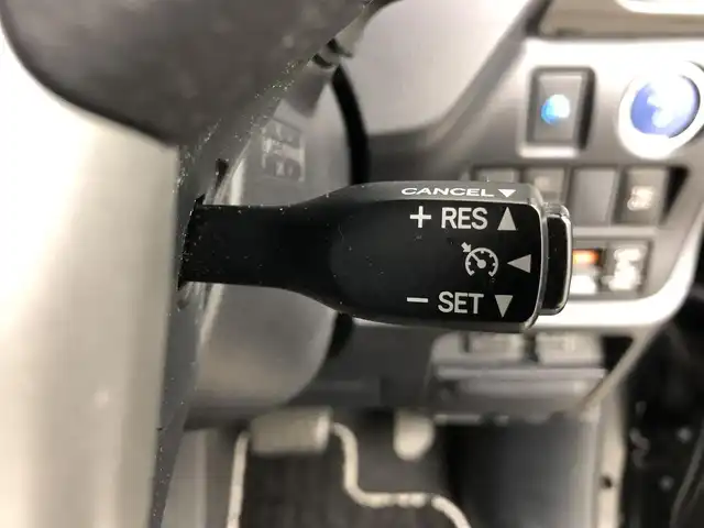 トヨタ ヴォクシー ハイブリッド ZS 煌Ⅱ 愛知県 2019(令1)年 6.6万km ブラック アルパイン11型ナビ/（Bluetooth/フルセグTV/CD/DVD/HDMI）/EX11Z/アルパイン１２．８型フリップダウンモニター/PXH12X-R/両側電動スライドドア/トヨタセーフティセンス/・プリクラッシュセーフティ/・レーンアシスト/・オートマチックハイビーム/前席シートヒーター/バック・サイド・フロントカメラ/HDMI/純正１６インチAW/205/55/R16/ドライブレコーダー/ZDR-015/純正LEDライト/クルーズコントロール/スマートキー/保証書/取扱説明書