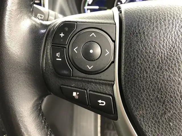 トヨタ ヴォクシー ハイブリッド ZS 煌Ⅱ 愛知県 2019(令1)年 6.6万km ブラック アルパイン11型ナビ/（Bluetooth/フルセグTV/CD/DVD/HDMI）/EX11Z/アルパイン１２．８型フリップダウンモニター/PXH12X-R/両側電動スライドドア/トヨタセーフティセンス/・プリクラッシュセーフティ/・レーンアシスト/・オートマチックハイビーム/前席シートヒーター/バック・サイド・フロントカメラ/HDMI/純正１６インチAW/205/55/R16/ドライブレコーダー/ZDR-015/純正LEDライト/クルーズコントロール/スマートキー/保証書/取扱説明書