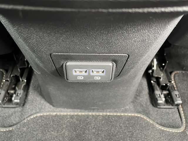 プジョー プジョー ３００８ GT 徳島県 2022(令4)年 2.7万km ペルラネラブラック 純正ナビ/（BT/ラジオ/USB）/サンルーフ/全方位カメラ/ETC/ドライブレコーダー/電動リアゲート/運転席マッサージ機能/ヒルディセントコントロール/パドルシフト/パワーバックドア/ブラインドスポットモニター/シートメモリ/パワーシート/シートヒーター/LEDヘッドライト/前後コーナーセンサー