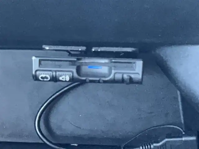 ホンダ Ｎ ＢＯＸ カスタム G L SSパッケージ 兵庫県 2015(平27)年 7.9万km スマートブラック 社外7インチナビ/　（AM/FM/CD/DVD/BT)/ワンセグTV/バックカメラ/プッシュスタート/横滑り防止装置/ステアリングリモコン/ETC/両側パワースライドドア/リアサンシェード/カーテンエアバック/純正フロアマット/ドアバイザー/純正14インチアルミホイール/スペアキー1本