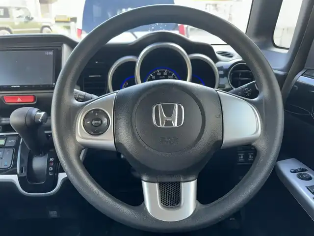 ホンダ Ｎ ＢＯＸ カスタム G L SSパッケージ 兵庫県 2015(平27)年 7.9万km スマートブラック 社外7インチナビ/　（AM/FM/CD/DVD/BT)/ワンセグTV/バックカメラ/プッシュスタート/横滑り防止装置/ステアリングリモコン/ETC/両側パワースライドドア/リアサンシェード/カーテンエアバック/純正フロアマット/ドアバイザー/純正14インチアルミホイール/スペアキー1本
