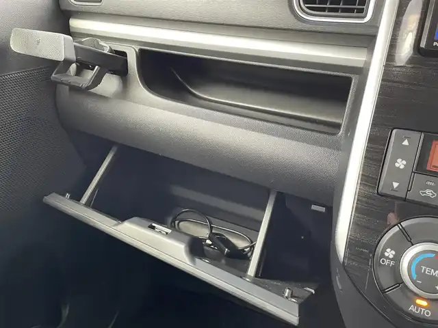 ダイハツ タント カスタム RS トップED SA 道南・函館 2015(平27)年 6.2万km パールホワイトⅢ /社外ナビ//フルセグTV//ドライブレコーダー//バックカメラ//衝突軽減ブレーキ//オートライト//両側パワースライドドア//プッシュスタート//アイドリングストップ//横滑り防止装置//純正フロアマット