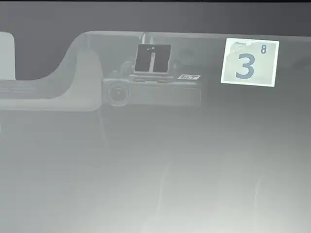 スズキ クロスビー HYBRID MZ 群馬県 2023(令5)年 2.8万km キャラバンアイボリーパールメタリック/ホワイト 2トーンルーフ ７インチディスプレイオーディオ　バックカメラ　衝突軽減システム　アダプティブクルーズコントロール　レーンアシスト　シートヒーター　障害物センサー　横滑り防止　アイドリングストップ　スマートキー　禁煙車