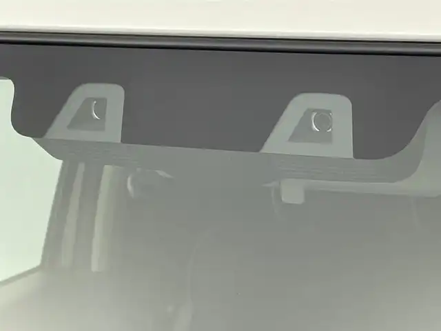 スズキ クロスビー HYBRID MZ 群馬県 2023(令5)年 2.8万km キャラバンアイボリーパールメタリック/ホワイト 2トーンルーフ ７インチディスプレイオーディオ　バックカメラ　衝突軽減システム　アダプティブクルーズコントロール　レーンアシスト　シートヒーター　障害物センサー　横滑り防止　アイドリングストップ　スマートキー　禁煙車