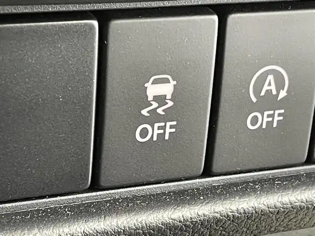 スズキ クロスビー HYBRID MZ 群馬県 2023(令5)年 2.8万km キャラバンアイボリーパールメタリック/ホワイト 2トーンルーフ ７インチディスプレイオーディオ　バックカメラ　衝突軽減システム　アダプティブクルーズコントロール　レーンアシスト　シートヒーター　障害物センサー　横滑り防止　アイドリングストップ　スマートキー　禁煙車