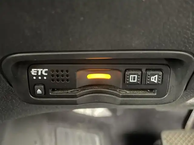 ホンダ ヴェゼル ハイブリッド Z ホンダセンシング 埼玉県 2018(平30)年 4.8万km シルバーミストグリーンM 純正８型ナビ　シートヒーター　Ｂカメラ　衝突軽減　ＬＥＤヘッドライト　純正フロアマット　メモリー付パワーシート　寒冷地仕様　ＭＴモード付　フルセグＴＶ　スマートキー　チップアップ　ルーフレール