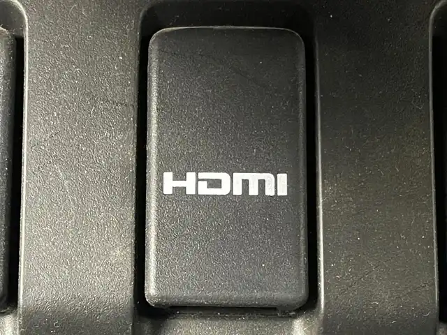 ホンダ ヴェゼル ハイブリッド Z ホンダセンシング 埼玉県 2018(平30)年 4.8万km シルバーミストグリーンM 純正８型ナビ　シートヒーター　Ｂカメラ　衝突軽減　ＬＥＤヘッドライト　純正フロアマット　メモリー付パワーシート　寒冷地仕様　ＭＴモード付　フルセグＴＶ　スマートキー　チップアップ　ルーフレール