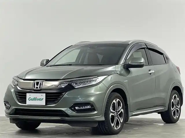 ホンダ ヴェゼル ハイブリッド Z ホンダセンシング 埼玉県 2018(平30)年 4.8万km シルバーミストグリーンM 純正８型ナビ　シートヒーター　Ｂカメラ　衝突軽減　ＬＥＤヘッドライト　純正フロアマット　メモリー付パワーシート　寒冷地仕様　ＭＴモード付　フルセグＴＶ　スマートキー　チップアップ　ルーフレール