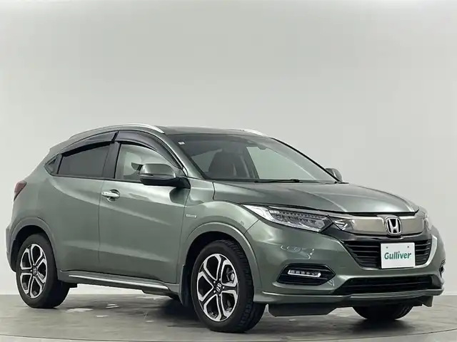 ホンダ ヴェゼル ハイブリッド Z ホンダセンシング 埼玉県 2018(平30)年 4.8万km シルバーミストグリーンM 純正８型ナビ　シートヒーター　Ｂカメラ　衝突軽減　ＬＥＤヘッドライト　純正フロアマット　メモリー付パワーシート　寒冷地仕様　ＭＴモード付　フルセグＴＶ　スマートキー　チップアップ　ルーフレール