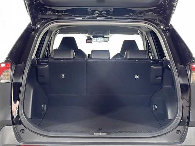 トヨタ ＲＡＶ４ アドベンチャー 広島県 2022(令4)年 2.5万km アティチュードブラックマイカ 純正９型ナビ/バックカメラ/デジタルインナーミラー/ブラインドスポットモニター/温冷シート/パワーシート/ステアリングヒーター/レーダークルーズコントロール/前後ドラレコ/ＥＴＣ２．０/電動パーキングブレーキ/衝突軽減/オートマチックハイビーム/レーンキープアシスト/踏み間違い防止/純正19インチアルミホイール(235/55/19)/エアバッグ(運転席/助手席/サイド/カーテン)