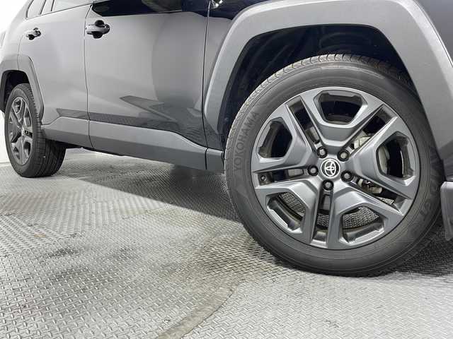 トヨタ ＲＡＶ４ アドベンチャー 広島県 2022(令4)年 2.5万km アティチュードブラックマイカ 純正９型ナビ/バックカメラ/デジタルインナーミラー/ブラインドスポットモニター/温冷シート/パワーシート/ステアリングヒーター/レーダークルーズコントロール/前後ドラレコ/ＥＴＣ２．０/電動パーキングブレーキ/衝突軽減/オートマチックハイビーム/レーンキープアシスト/踏み間違い防止/純正19インチアルミホイール(235/55/19)/エアバッグ(運転席/助手席/サイド/カーテン)