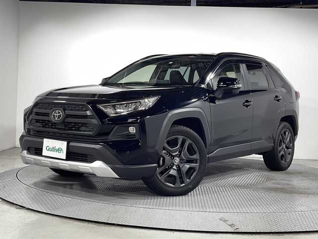 トヨタ ＲＡＶ４ アドベンチャー 広島県 2022(令4)年 2.5万km アティチュードブラックマイカ 純正９型ナビ/バックカメラ/デジタルインナーミラー/ブラインドスポットモニター/温冷シート/パワーシート/ステアリングヒーター/レーダークルーズコントロール/前後ドラレコ/ＥＴＣ２．０/電動パーキングブレーキ/衝突軽減/オートマチックハイビーム/レーンキープアシスト/踏み間違い防止/純正19インチアルミホイール(235/55/19)/エアバッグ(運転席/助手席/サイド/カーテン)