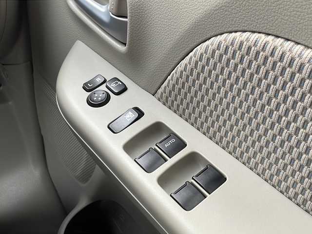 日産 ＮＶ１００クリッパー リオ E 愛知県 2019(平31)年 1.2万km ムーンライトバイオレット /禁煙//ワンオーナー//４WD//インテリジェントエマージェンシーブレーキ//CD再生・ラジオ//運転席シートヒーター//パワースライドドア//プッシュスタート//スマートキー//ETC//ドライブレコーダー//リヤヒーター//HIDオートライト//純正フロアマット//ドアバイザー//バニティミラー//横滑り防止//スペアキー//新車時保証書//取扱説明書