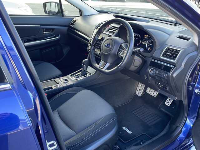 スバル レヴォーグ 1．6GTアイサイト スマートED 道東・釧路十勝 2019(令1)年 5万km ラピスブルーP ・ワンオーナー/・4WD/・純正8インチSDナビ/(フルセグ・BT・CD・DVD・FM・AM・USB)/・バックカメラ/サイドカメラ/フロントカメラ/・レーダークルーズコントロール/・レーンキープアシスト/・ブラインドスポットモニター/・アイサイト/・横滑り防止/・ETC/・リアパーキングセンサー/・LEDヘッドライト/・フォグライト/・オートライト/・MTモード付AT/・パドルシフト/・運転席のみパワーシート/・前席シートヒーター/・純正フロアマット/・アイドリングストップ/・電格ウィンカーミラー