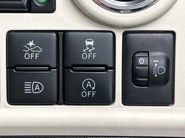 ダイハツ ムーヴ キャンバス X メイクアップ リミテッド SAⅢ 三重県 2019(令1)年 2.8万km パールホワイトⅢ/ファインミントメタリック 2トーン /禁煙車//スマートアシスト３//パノラミックビューモニター//純正メモリナビ(NMZK-W70D)//フルセグ//両側パワースライドドア//ステアリングスイッチ//オートライト//オートハイビーム//前後ドライブレコーダー//電動格納ミラー//スマートキー//スペアキー有//プッシュスタート//純正フロアマット