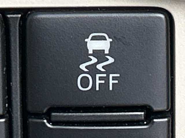 ダイハツ ムーヴ キャンバス X メイクアップ リミテッド SAⅢ 三重県 2019(令1)年 2.8万km パールホワイトⅢ/ファインミントメタリック 2トーン /禁煙車//スマートアシスト３//パノラミックビューモニター//純正メモリナビ(NMZK-W70D)//フルセグ//両側パワースライドドア//ステアリングスイッチ//オートライト//オートハイビーム//前後ドライブレコーダー//電動格納ミラー//スマートキー//スペアキー有//プッシュスタート//純正フロアマット