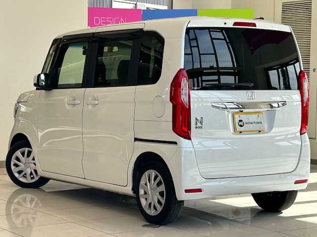 ホンダ Ｎ ＢＯＸ L 埼玉県 2022(令4)年 1.7万km プラチナホワイトパール ホンダセンシング/純正ディスプレイオーディオ/ ＣＤ/ＢＴ/ワンセグ/ＵＳＢ/バックカメラ/左電動スライドドア/ＡＣＣ/レーンキープ/衝突軽減ブレーキ/ブレーキホールド/スマートキー/禁煙車