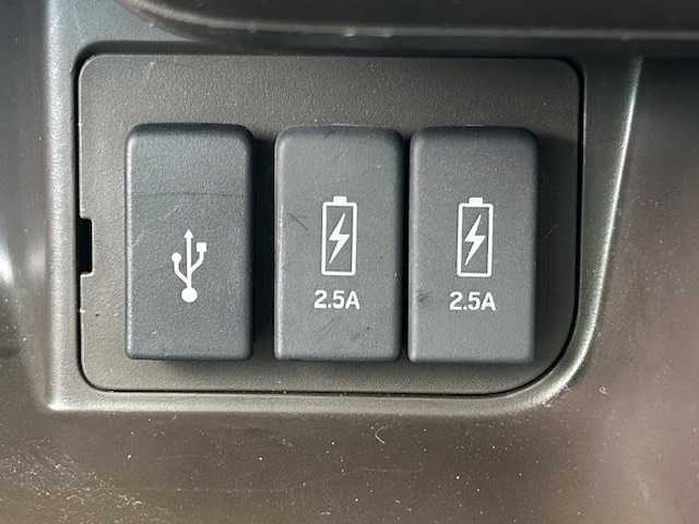 ホンダ Ｎ ＢＯＸ L 埼玉県 2022(令4)年 1.7万km プラチナホワイトパール ホンダセンシング/純正ディスプレイオーディオ/ ＣＤ/ＢＴ/ワンセグ/ＵＳＢ/バックカメラ/左電動スライドドア/ＡＣＣ/レーンキープ/衝突軽減ブレーキ/ブレーキホールド/スマートキー/禁煙車