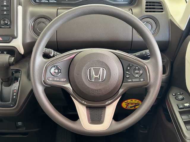 ホンダ Ｎ ＢＯＸ L 埼玉県 2022(令4)年 1.7万km プラチナホワイトパール ホンダセンシング/純正ディスプレイオーディオ/ ＣＤ/ＢＴ/ワンセグ/ＵＳＢ/バックカメラ/左電動スライドドア/ＡＣＣ/レーンキープ/衝突軽減ブレーキ/ブレーキホールド/スマートキー/禁煙車