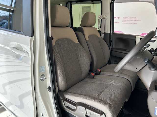 ホンダ Ｎ ＢＯＸ L 埼玉県 2022(令4)年 1.7万km プラチナホワイトパール ホンダセンシング/純正ディスプレイオーディオ/ ＣＤ/ＢＴ/ワンセグ/ＵＳＢ/バックカメラ/左電動スライドドア/ＡＣＣ/レーンキープ/衝突軽減ブレーキ/ブレーキホールド/スマートキー/禁煙車