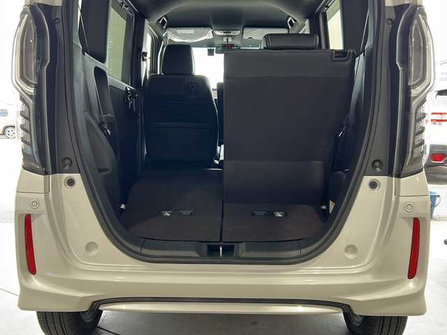 ホンダ Ｎ ＢＯＸ カスタム G L ターボ ホンダセンシング 富山県 2019(令1)年 1.8万km プラチナホワイトパール ４WD/純正ナビ/フルセグ/BT/CD/DVD/バックカメラ/ビルトインETC/衝突軽減ブレーキ/レーンキープアシスト/レーダークルーズコントロール/ドライブレコーダー/シートヒーター/純正１５インチAW/オートライト/オートハイビーム/純正フロアマット/両側パワースライドドア/スマートキー