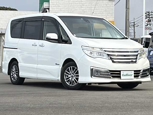 日産 セレナ ライダー S HV Aセーフティ 山口県 2014(平26)年 8.2万km ブリリアントホワイトパール 〇純正ナビ/〇ワンセグTV/〇全方位カメラ　/〇フリップダウンモニター　/〇クルーズコントロール　/〇ドライブレコーダー　/〇ＥＴＣ　/〇バックカメラ　/〇両側パワースライドドア　/〇アイドリングストップ　/〇社外１５インチアルミホイールサマータイヤ/〇衝突軽減ブレーキ