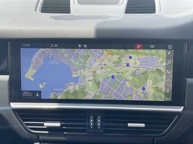 ポルシェ カイエン 山口県 2019(令1)年 6.6万km ピュアホワイト メーカーオプションナビ/(AM/FM/Bluetooth)/全周囲カメラ/前後ドライブレコーダー/ビルトインETC2.0/サンルーフ/衝突軽減ブレーキ/レーンキープアシスト/コーナーセンサー/ブラインドスポットモニター/レーダークルーズコントロール/パワーバックドア/アイドリングストップ/レザーシート/前席シートヒーター/前席エアシート/パドルシフト/ステアリングスイッチ/オートライト/キーレス/スマートキー×２/純正アルミホイール/純正フロアマット/取扱説明書/保証書