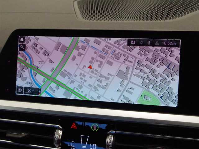 ＢＭＷ ＢＭＷ ３２０ｉ Mスポーツ 岐阜県 2019(令1)年 4.3万km サファイアブラックP ドライビング・アシスト・プロフェッショナル / ACC／アクティブ・クルーズ・コントロール（ストップ&ゴー機能付） /ステアリング&レーン・コントロール・アシスト /レーン・ディパーチャー・ウォーニング（車線逸脱警告システム） /レーン・チェンジ・ウォーニング /アクティブ・サイド・コリジョン・プロテクション /前車接近警告機能 /衝突回避・被害軽減ブレーキ（事故回避アシスト付） /後車衝突警告機能 /クロス・トラフィック・ウォーニング（フロント&リヤ） /高速道路渋滞時ハンズ・オフ・アシスト/エマージェンシー・ストップ・アシストー トラフィック・サイン・アシスト（速度制限認識）/電動フロント・シート（運転席& 助手席、運転席メモリー機能付）/フロント・シート・ヒーティング/電動リアゲート/BMWライブ・コックピット/12.3インチ マルチ・ディスプレイ・メーター・パネル/10.25インチ ワイド・コントロール・ディスプレイ（タッチ・パネル機能付）/HDDナビゲーション・システム（VICS 3メディア対応）/ドライブレコーダー