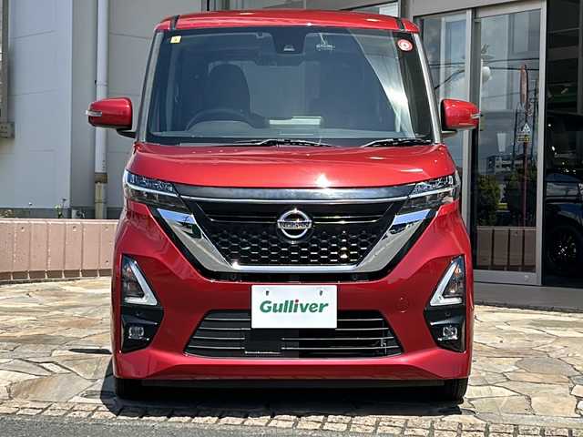 日産 ルークス ハイウェイスター X 静岡県 2020(令2)年 4.4万km スパークリングレッドM 純正ナビ/・アラウンドビューモニター/・Bluetooth/・CD/DVD/・フルセグTV/主要装備/・プッシュスタート/・ETC車載器/・片側パワースライドドア/・ドライブレコーダー/・エマージェンシーブレーキ/・純正ＡＷ/・純正フロアマット/・後席サンシェード/・オートライト/・LEDヘッドライト/・前後ソナー/・スマートキー/・アイドリングストップ