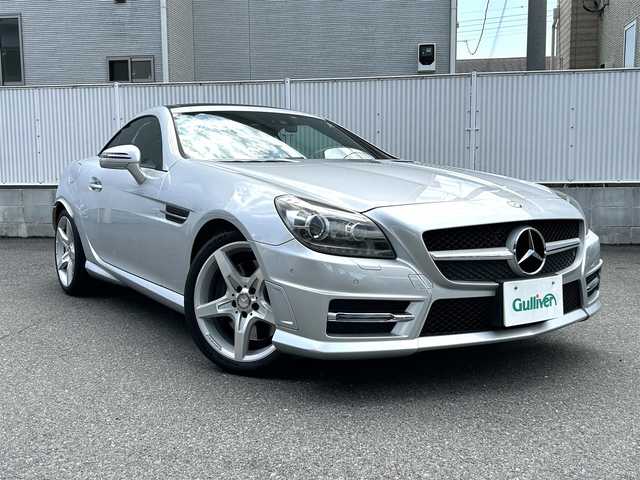 メルセデス・ベンツ ＳＬＫ２００ 栃木県 2013(平25)年 4.2万km イリジウムシルバー 純正メーカーナビ（フルセグTV/Bluetooth/CD/DVD）/AMGスポーツパッケージ/電動オープン/コーナーセンサー/ETC/純正フロアマット/純正18インチアルミホイール/ステアリングリモコン/革巻きステアリング/パドルシフト/オートライト/横滑り防止装置/シートヒーター/前席メモリーシート/ドライブレコーダー/スペアキー１