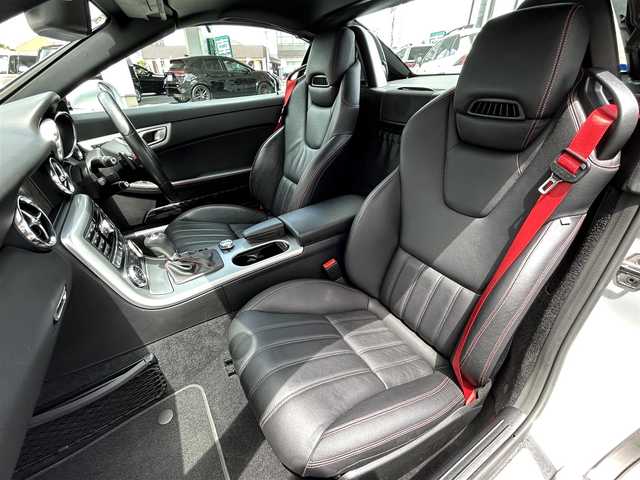 メルセデス・ベンツ ＳＬＫ２００ 栃木県 2013(平25)年 4.2万km イリジウムシルバー 純正メーカーナビ（フルセグTV/Bluetooth/CD/DVD）/AMGスポーツパッケージ/電動オープン/コーナーセンサー/ETC/純正フロアマット/純正18インチアルミホイール/ステアリングリモコン/革巻きステアリング/パドルシフト/オートライト/横滑り防止装置/シートヒーター/前席メモリーシート/ドライブレコーダー/スペアキー１