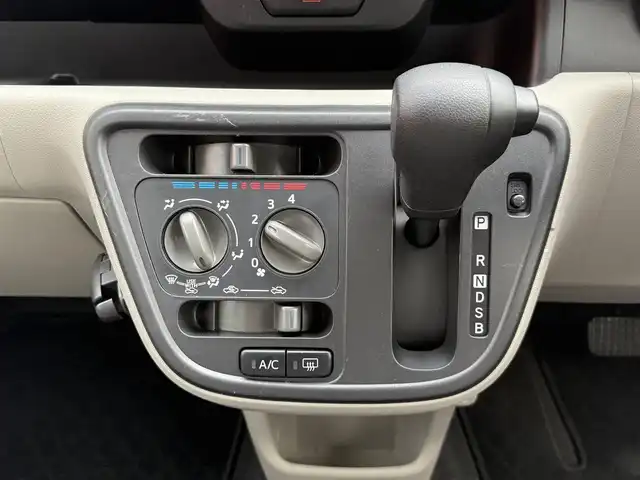 トヨタ パッソ X　S 青森県 2020(令2)年 7.7万km ホワイト 4WD/社外メモリナビ/Bluetooth.SD/運転席シートヒーター/スマートアシスト3/衝突軽減ブレーキ/車線逸脱警報機能/誤発進抑制制御機能/オートハイビーム/前後コーナーセンサー/ワイパーデアイサー/LEDフォグライト