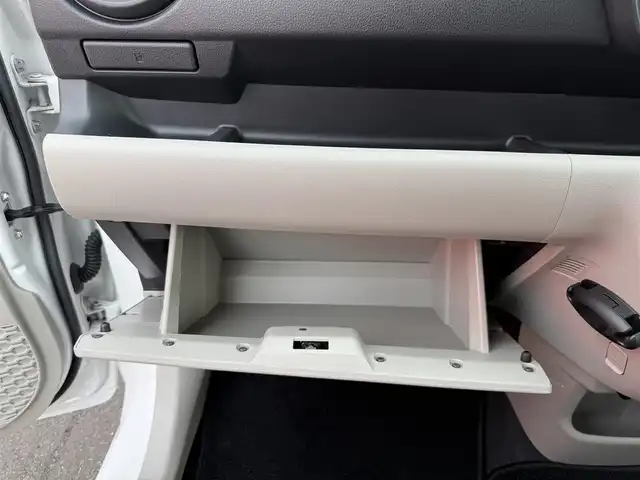 トヨタ パッソ X　S 青森県 2020(令2)年 7.7万km ホワイト 4WD/社外メモリナビ/Bluetooth.SD/運転席シートヒーター/スマートアシスト3/衝突軽減ブレーキ/車線逸脱警報機能/誤発進抑制制御機能/オートハイビーム/前後コーナーセンサー/ワイパーデアイサー/LEDフォグライト