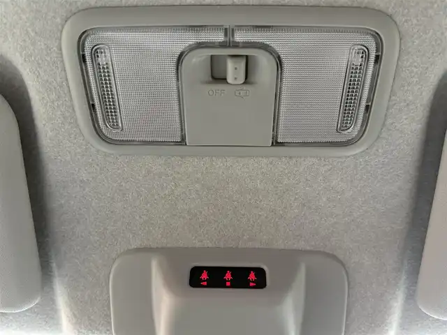 トヨタ パッソ X　S 青森県 2020(令2)年 7.7万km ホワイト 4WD/社外メモリナビ/Bluetooth.SD/運転席シートヒーター/スマートアシスト3/衝突軽減ブレーキ/車線逸脱警報機能/誤発進抑制制御機能/オートハイビーム/前後コーナーセンサー/ワイパーデアイサー/LEDフォグライト