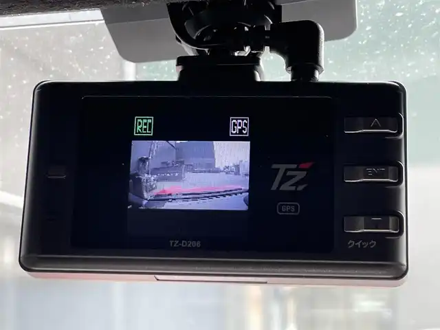 トヨタ ＧＲ８６ RZ 滋賀県 2024(令6)年 0.8万km 赤 禁煙車/純正ナビ/（CD/DVD/SD/Bluetooth/フルセグTV）/バックカメラ/前方ドライブレコーダー/ETC/Bremboキャリパー/車線逸脱警報/プリクラッシュブレーキ/後側方警戒支援システム/クリアランスソナー/ステアリング連動ヘッドランプ/パワーバックドア/ハーフレザーシート/前席シートヒーター/純正アルミホイール/純正フロアマット/USB充電/LEDヘッドライト/フォグランプ/オートヘッドライト/オートマチックハイビーム/ヘッドライトレベライザー/革巻きステアリング/追従型クルーズコントロール/ステアリングリモコン/スペアキー1本