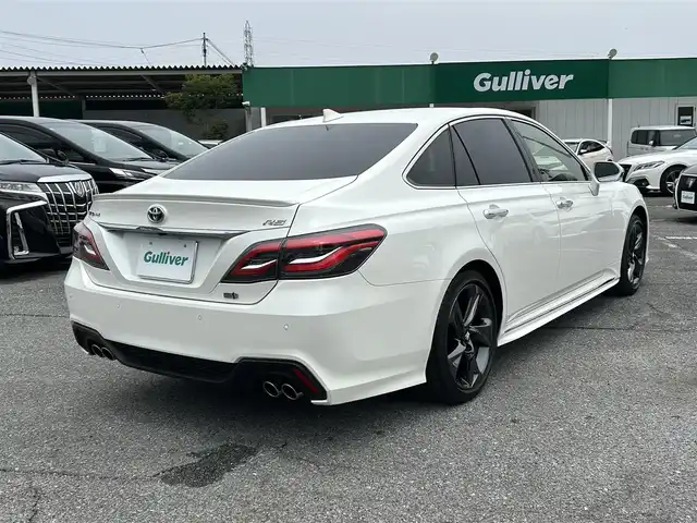 トヨタ クラウン ハイブリッド RS リミテッド 千葉県 2020(令2)年 0.9万km ホワイトパールクリスタルシャイン トヨタセーフティーセンス/・プリクラッシュセーフティー/・レーンディパーチャーアラート/・リヤクロストラフィックアラート/・ロードサインアシスト/・パーキングサポートブレーキ/・アダプティブクルーズコントロール/ハーフレザーシート/前席パワーシート/前席シートヒーター/純正メーカーオプションナビ/・CD/DVD/MSV/Bluetooth/フルセグ/バックカメラ/純正ドライブレコーダー【DRT-H68A】/ビルトインETC2.0/トランクイージークローザー/前後コーナーセンサー/専用ハイパークロームメタリック18インチアルミホイール/純正LEDヘッドライト/フォグランプ/アイドリングストップ/サイド＆カーテンエアバッグ/本革巻きステアリング