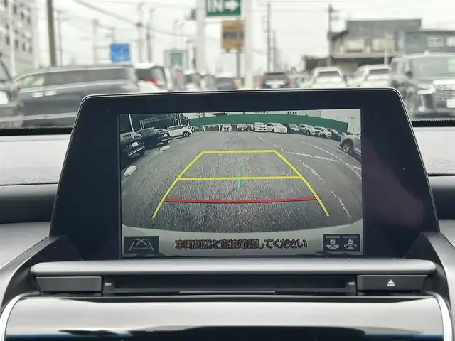 トヨタ クラウン ハイブリッド RS リミテッド 千葉県 2020(令2)年 0.9万km ホワイトパールクリスタルシャイン トヨタセーフティーセンス/・プリクラッシュセーフティー/・レーンディパーチャーアラート/・リヤクロストラフィックアラート/・ロードサインアシスト/・パーキングサポートブレーキ/・アダプティブクルーズコントロール/ハーフレザーシート/前席パワーシート/前席シートヒーター/純正メーカーオプションナビ/・CD/DVD/MSV/Bluetooth/フルセグ/バックカメラ/純正ドライブレコーダー【DRT-H68A】/ビルトインETC2.0/トランクイージークローザー/前後コーナーセンサー/専用ハイパークロームメタリック18インチアルミホイール/純正LEDヘッドライト/フォグランプ/アイドリングストップ/サイド＆カーテンエアバッグ/本革巻きステアリング
