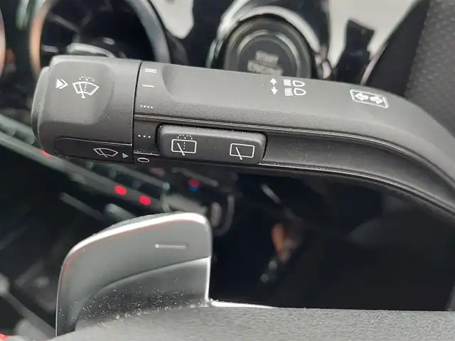 メルセデス・ベンツ Ａ２００ｄ AMGライン 東京都 2020(令2)年 4.6万km デニムブルー レーダーセーフティパッケージ/アクティブブレーキアシスト/アクティブレーンキーピングアシスト/ブラインドスポットアシスト/アテンションアシスト/純正ナビ/バックカメラ/ドライブレコーダー/ハーフレザーシート/シートヒーター/ETC2.0/パドルシフト/純正18インチAW/スマートキー/LEDヘッドライト